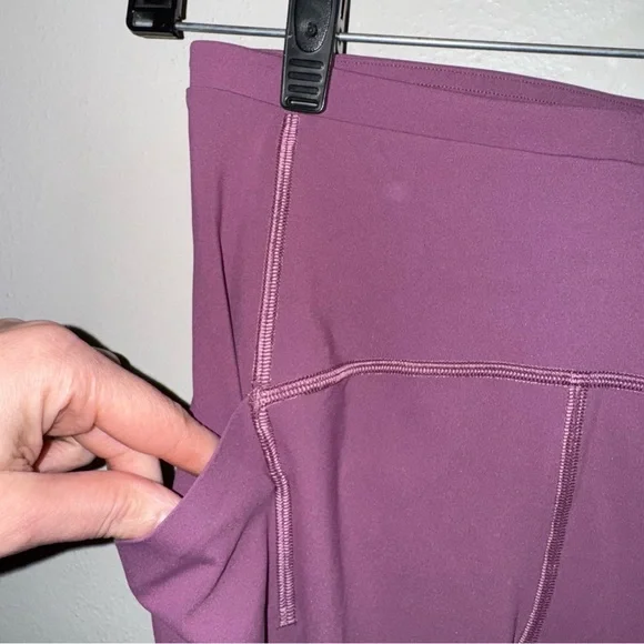 Lululemon Swift Speed High-Rise Tight 28" Size 4 - Picture 4 of 11